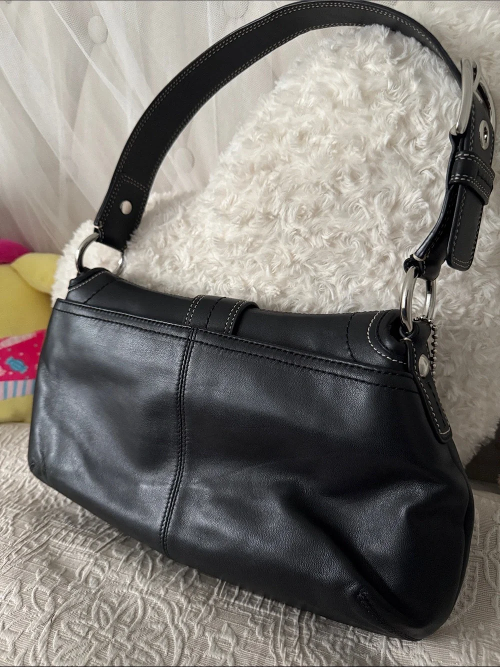 Coach Black Large Buckle Soho!